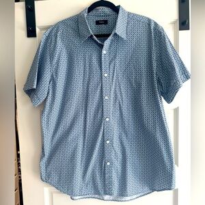 Like New Theory Short Sleeve Casual Dress Shirt